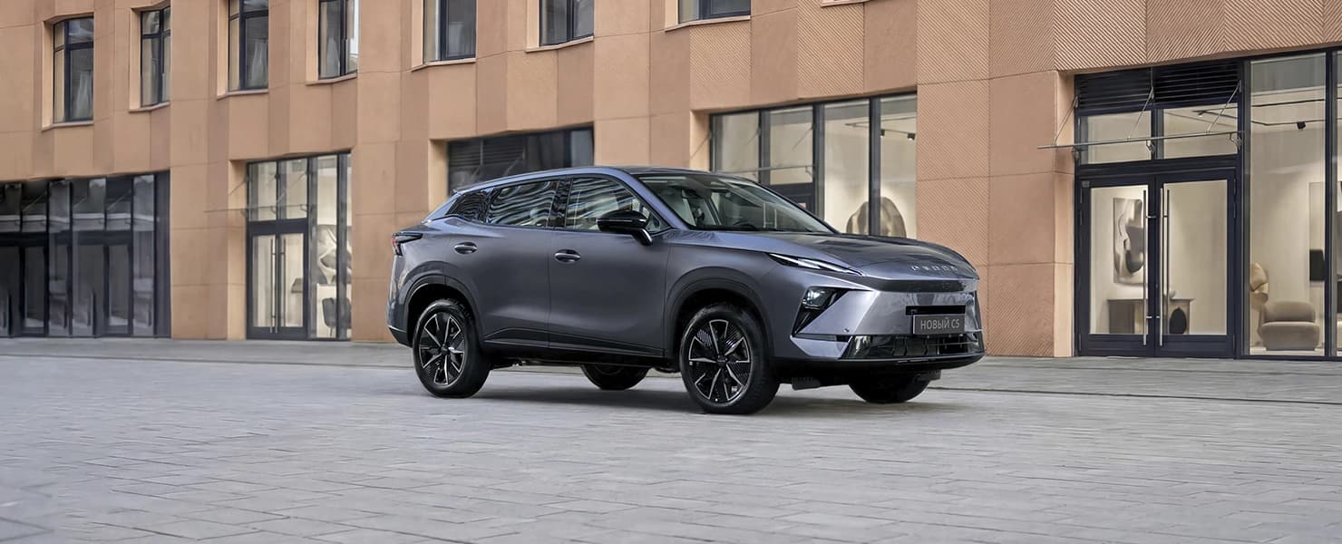 ОБНОВЛЕННЫЙ КРОССОВЕР OMODA C5 УНАСЛЕДУЕТ СТИЛЬ ФЛАГМАНА C7